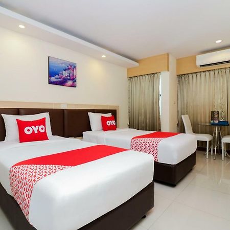 Oyo 234 Tara Grande Hotel & Spa Bangkok Kültér fotó