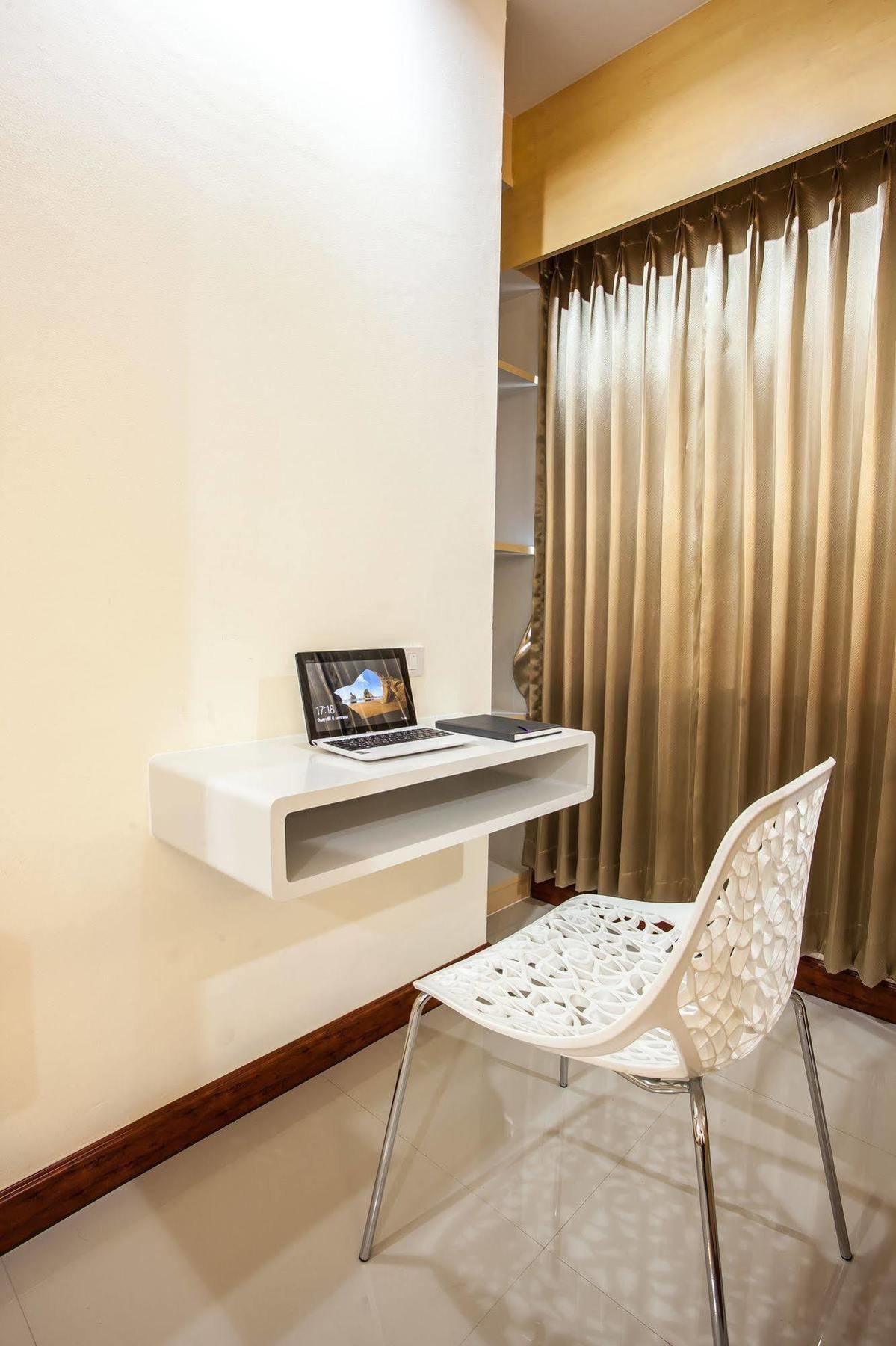 Oyo 234 Tara Grande Hotel & Spa Bangkok Kültér fotó
