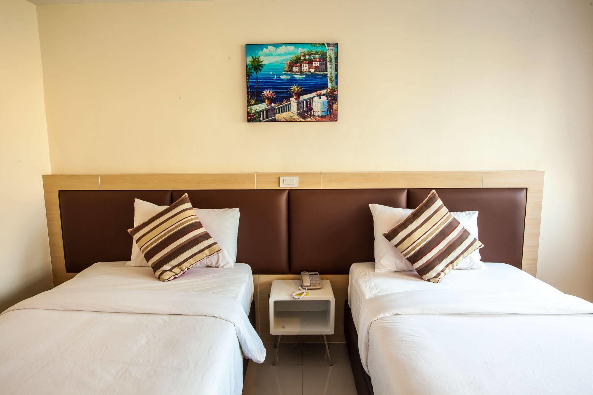 Oyo 234 Tara Grande Hotel & Spa Bangkok Kültér fotó