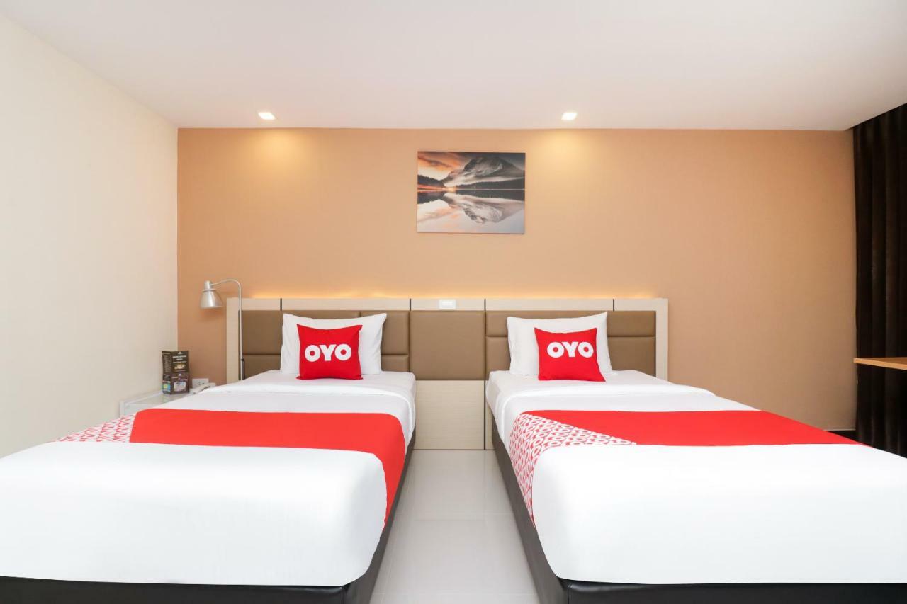 Oyo 234 Tara Grande Hotel & Spa Bangkok Kültér fotó