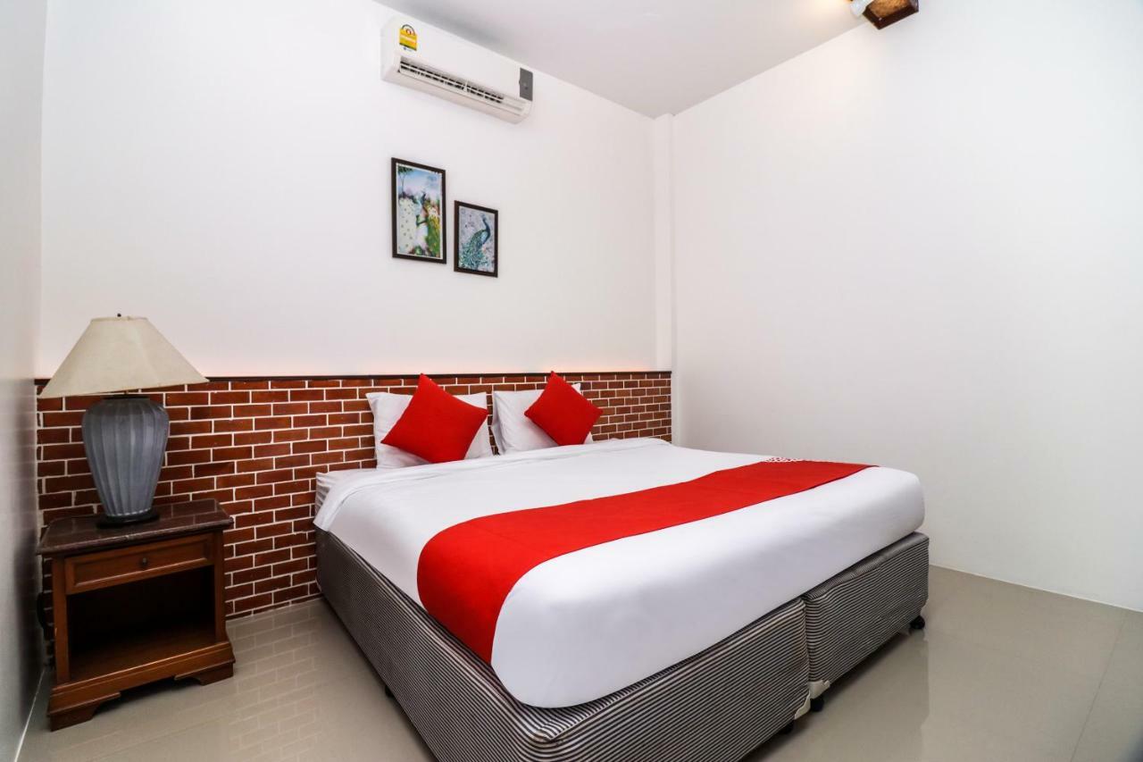 Oyo 234 Tara Grande Hotel & Spa Bangkok Kültér fotó